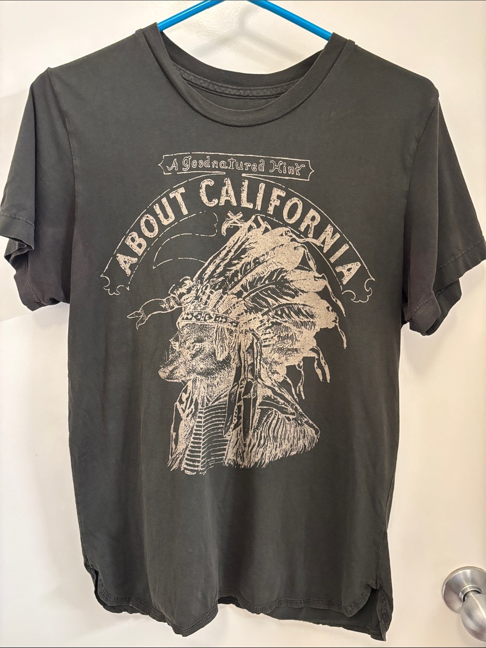 Barking Irons Vintage-Inspired Men's Graphic Tee - Charcoal with Cream Print